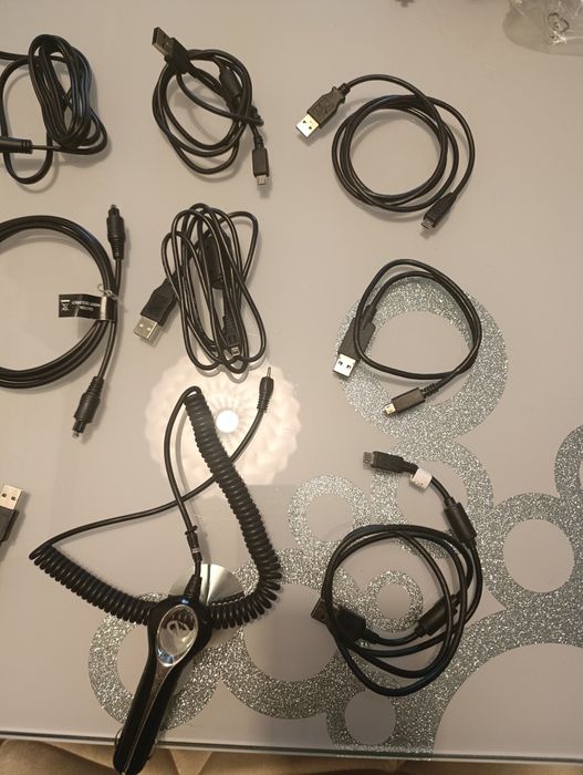 Kabel HDMI i inne