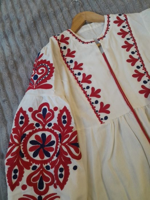 Вишита сукня s-l