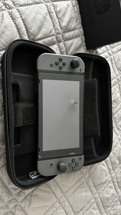 Nintendo Switch V2 Black Edition