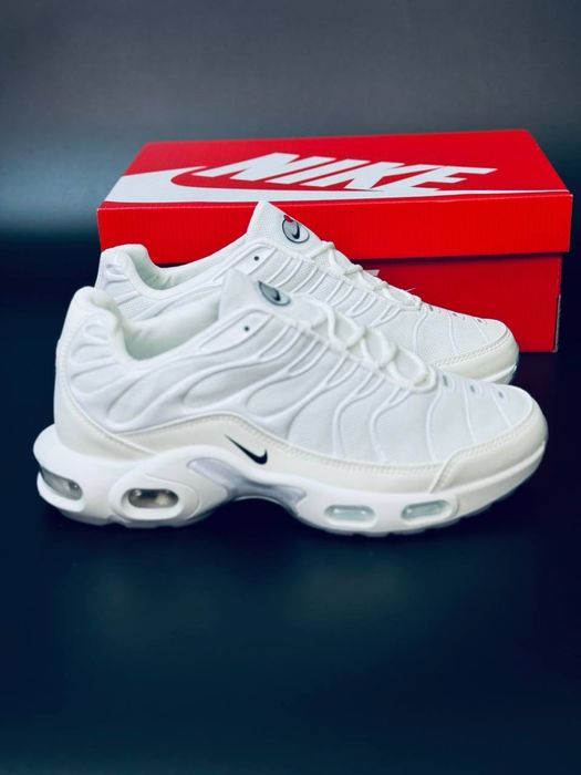 Красовки найк мужские / белые спортивные красавки nike лето / кроссовки найк спортивные на каждый день / найк nike мужские найки