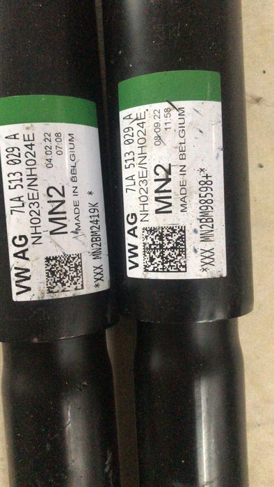 Задні нові амортизатори на Фольксваген Т5,Т6.