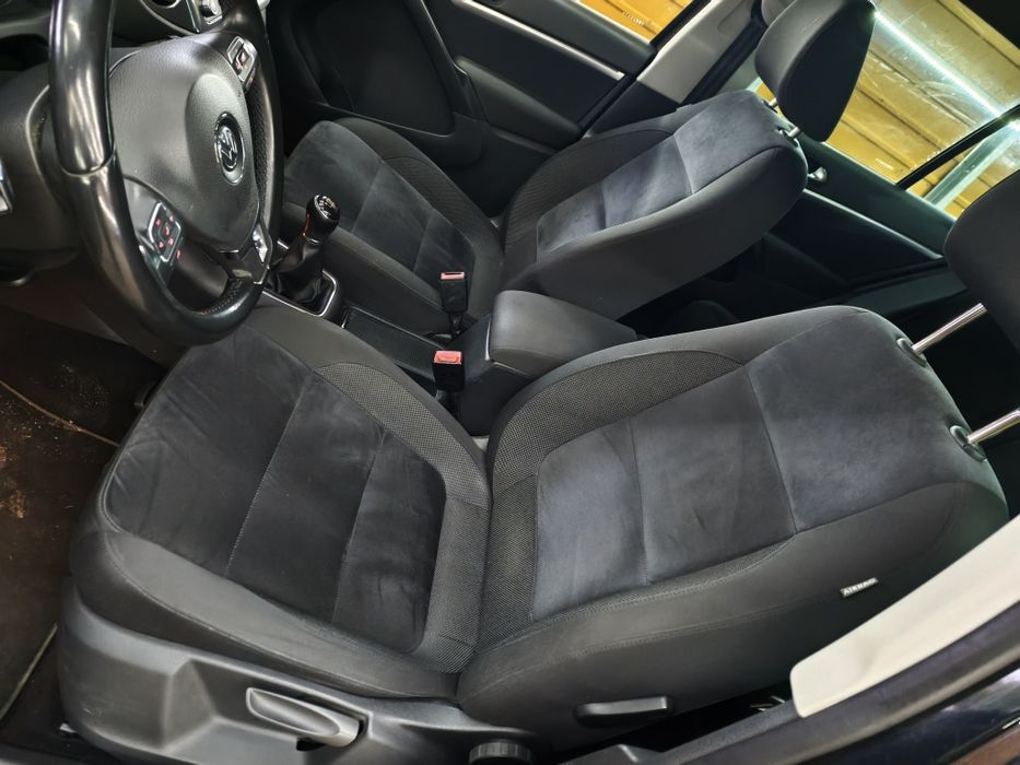 Tiguan 2.0Tdi*100%oryginał lakier,Navi,Alusy,Zamsz,Czujniki , tempomat