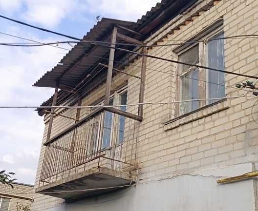 Продам 2 комнатную квартиру под ремонт в хорошем месте Требухова