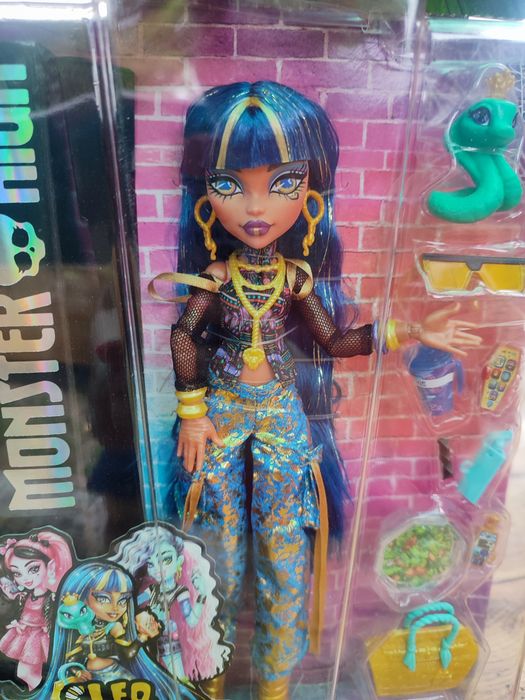 Кукла Монстер Хай Monster high Дракулаура Клодин Клео Нефера Ебби Венера Дракулаура Спектра Лагуна Кети Нуар