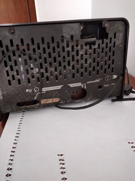 Radio antigo Philips