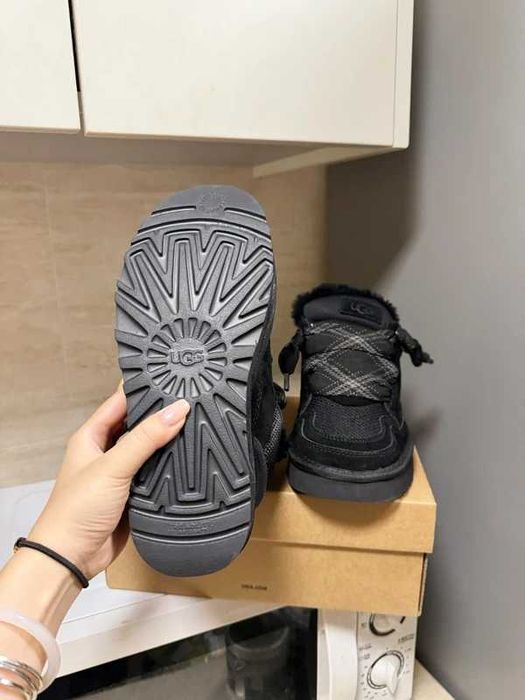 Buty śnieżne Ugg Lowmel R.37