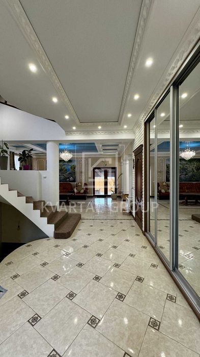 БЕЗ КОМІСІЇ, будинок з якісним РЕМОНТОМ меблями і технікою Буча