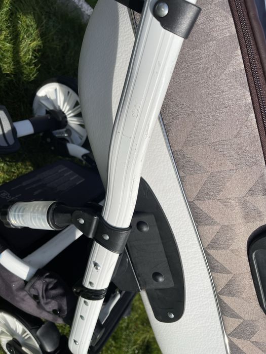 Sprzedam mało uzywany  wozek Adbor Ottis 2 w 1