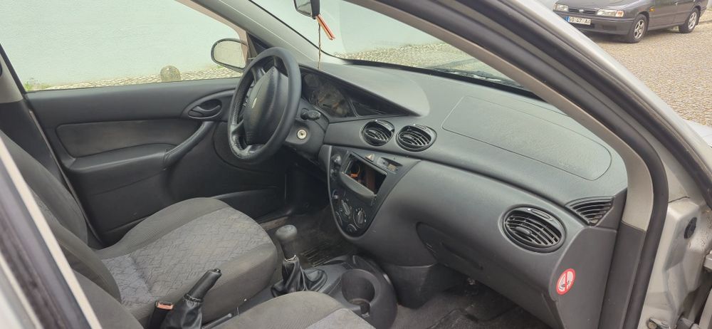 Ford focus 1.4i 2001