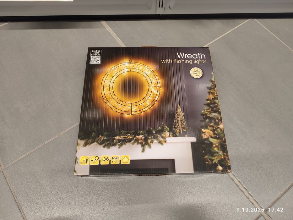 Nowy świąteczny wieniec LED 36 cm