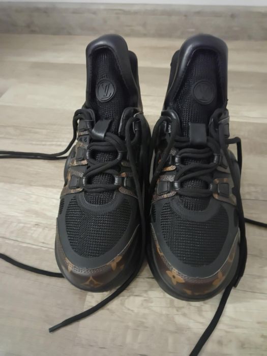 Buty damskie Louis Vuitton.