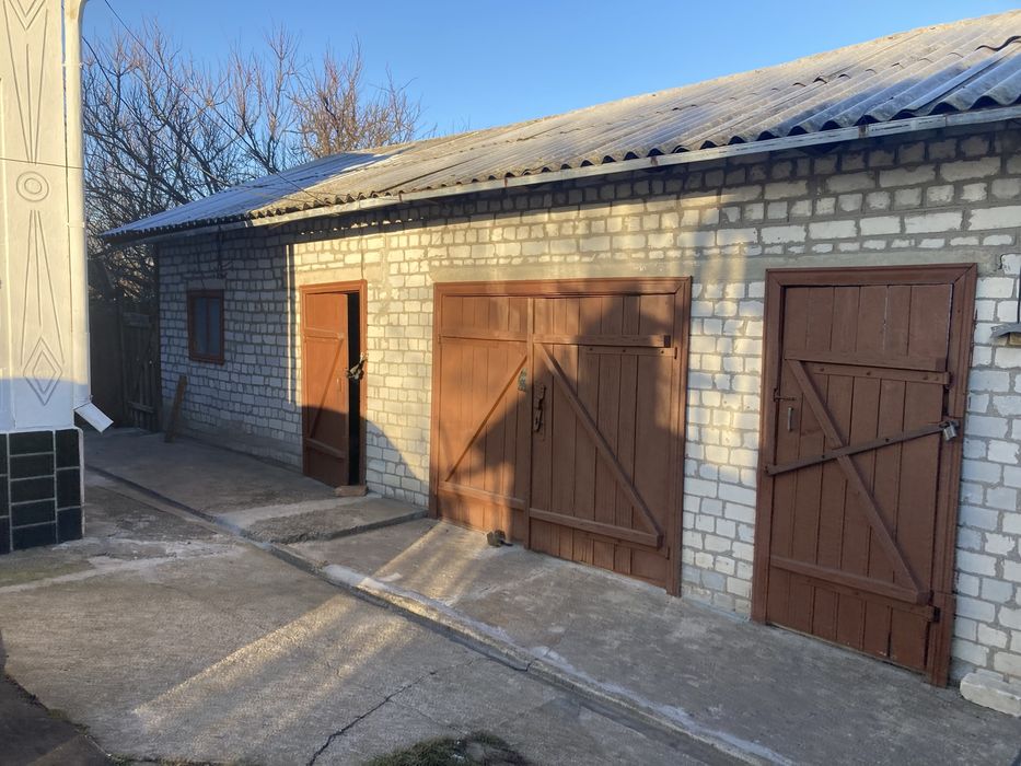 Продам великий будинок