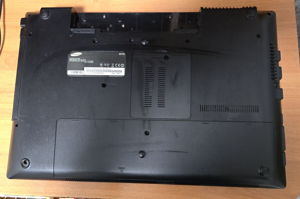 Ноутбук Samsung RC728
