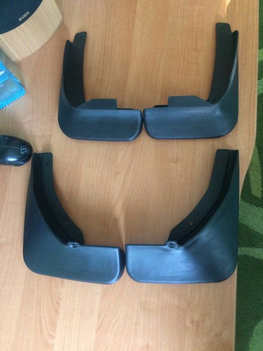 Бризговики Шкода Рапід Skoda Rapid