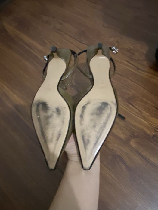 Продам  Босоніжки zara