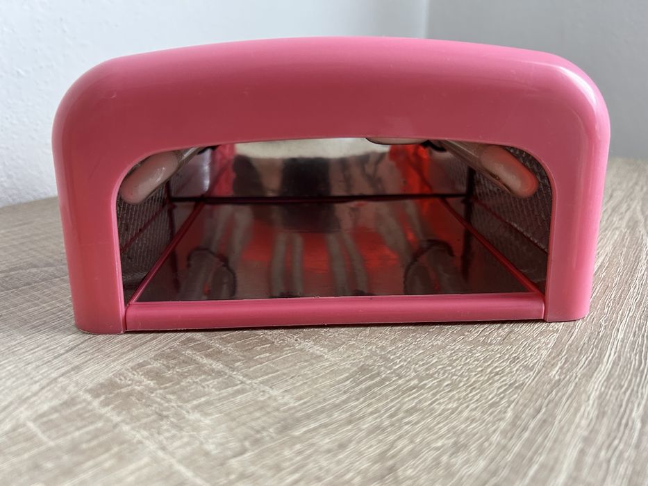 Forno de unhas UV