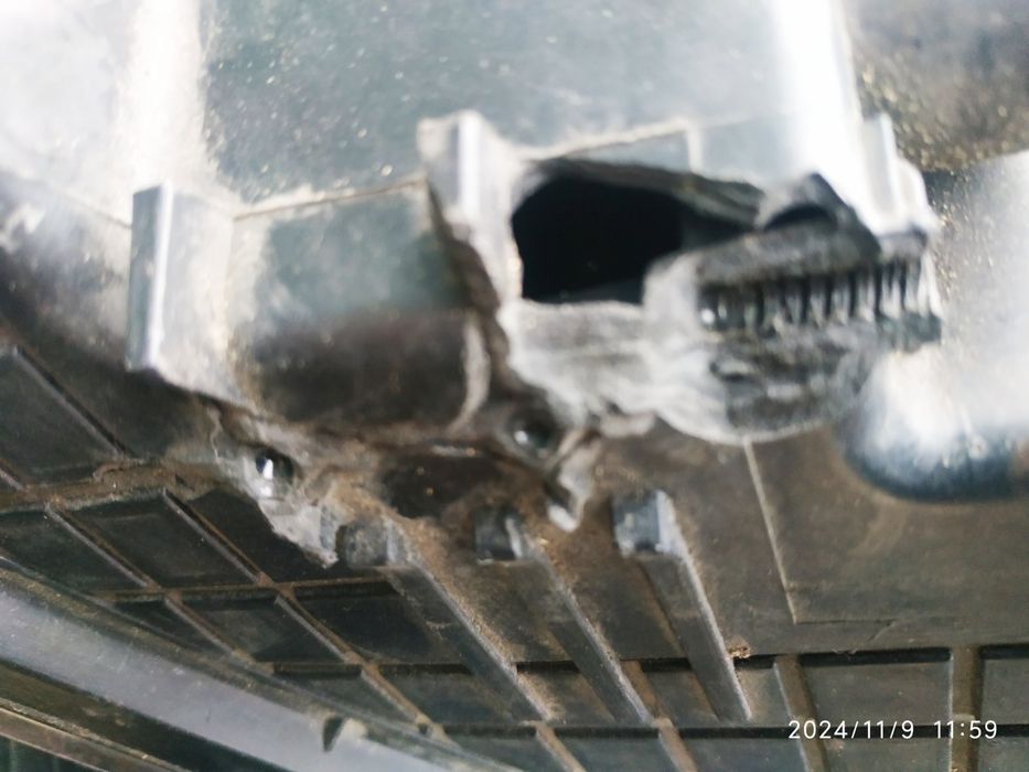 Фара левая передняя Hyundai ix20 (2010-2015)