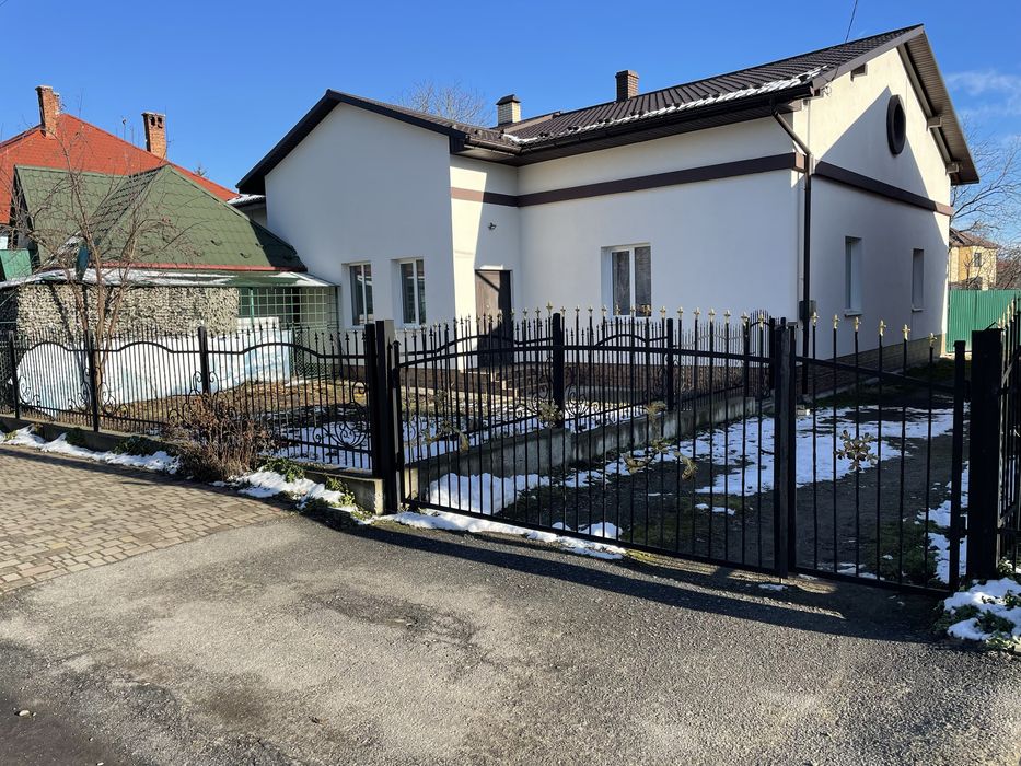 Будинок в центрі міста