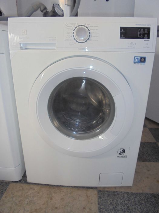 Maquina lavar  e seca - ELECTROLUX 7 kg. / Com garantia / Òtimo estado