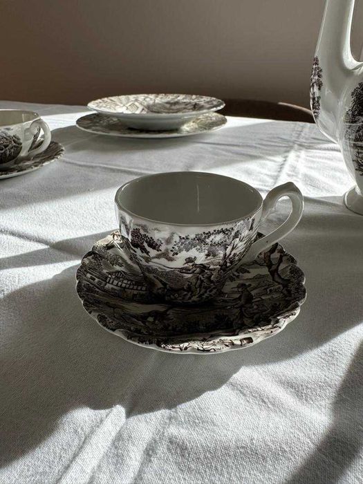 Serviço de loiça inglesa.