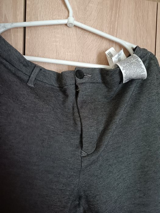 Штани 52-54 розміру,стрейчеві,брендові,дуже гарний стан,