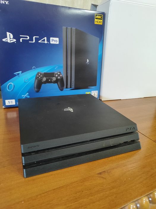 'Полный комплект PlayStation 4 Pro 1TB + PlayStation VR + Move (Идеальное состояние)