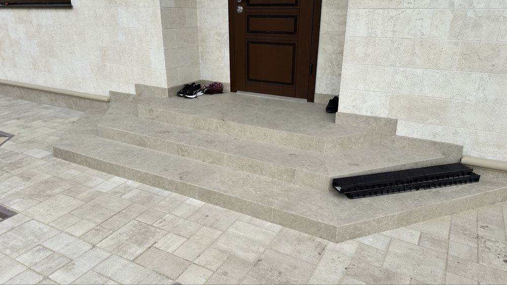 Тротуарная плитка Лайнстоун Травертин