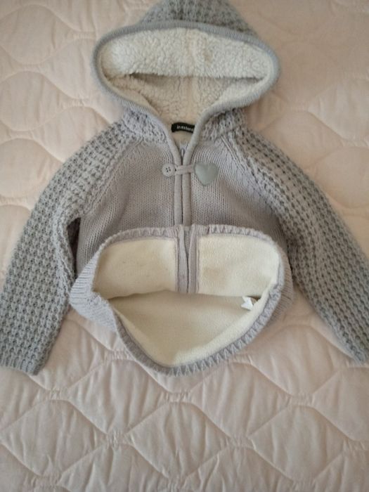 Утеплена кофтинка на дівчинку