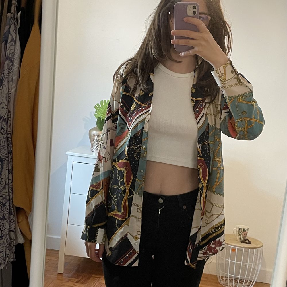 Blusa com estampado de Patchwork da Zara Coimbra Se Nova Santa Cruz Almedina E Sao Bartolomeu OLX.pt