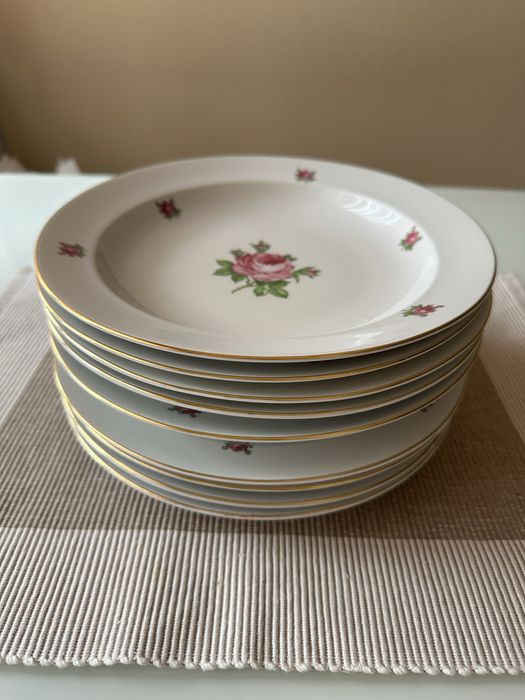 Набор тарелок. Фарфор из ГДР