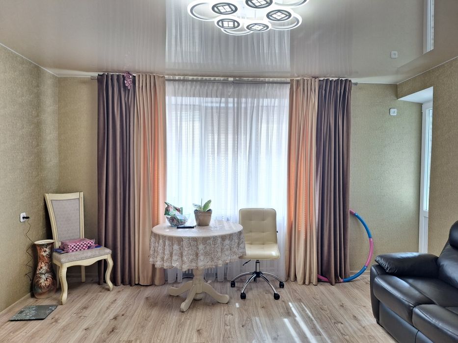 2-кімнатна 51м Київській шлях ЦЕНТР м.Бориспіль