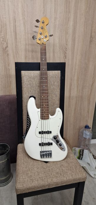 Baixo eletrico fender jazz bass 5 cordas eletric bass + amplificador 100w