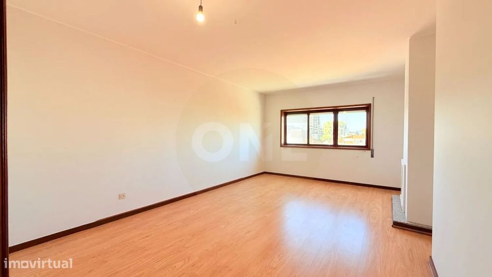 Apartamento T2 Na Trofa Alameda -Viva Perto De Tudo Com Fáceis Acessos