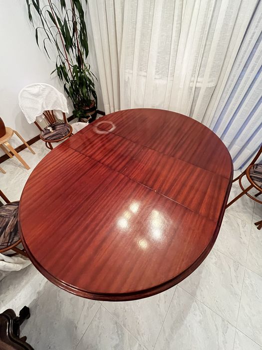 Mesa de Sala em Madeira