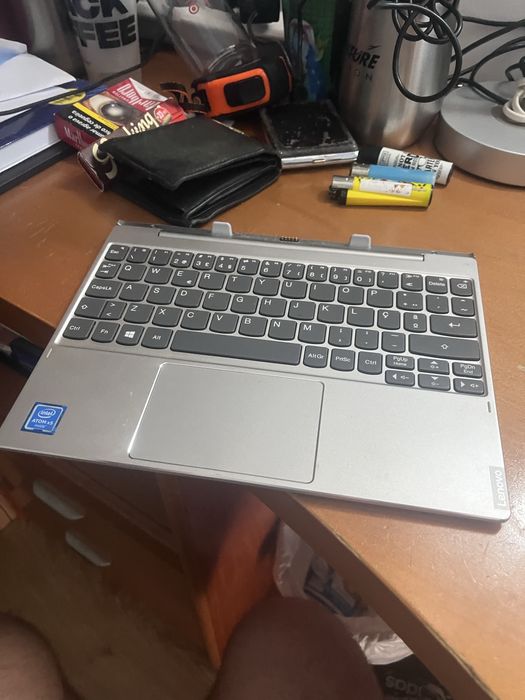 Lenovo Miix 320 10” 2-em-1 | Touch | Teclado | Windows