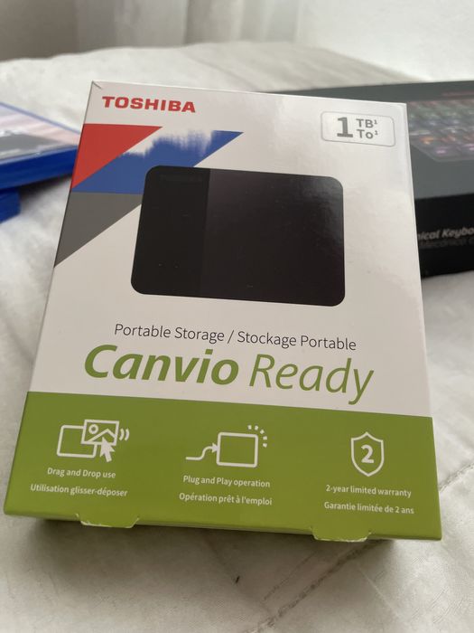 PS4, FIFA 20 & 22, The Last of Us, Batman, Call of Duty: Black Ops 4…64171745333121124