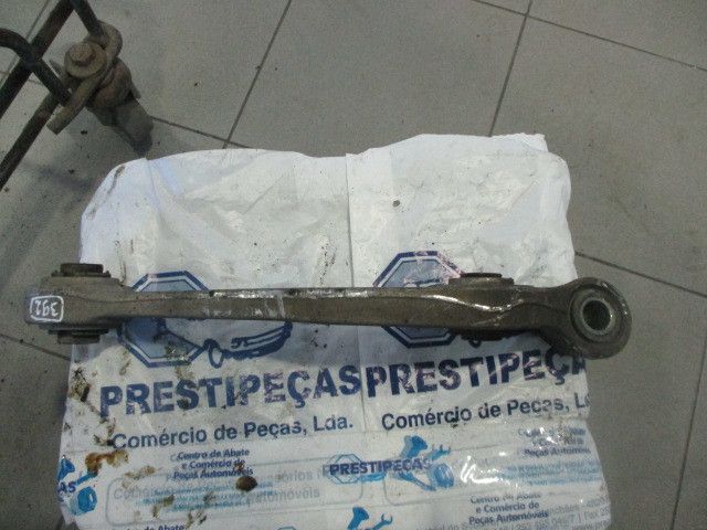 Braço de suspensão frente direito AUDI A4 Allroad (8KH, B8)