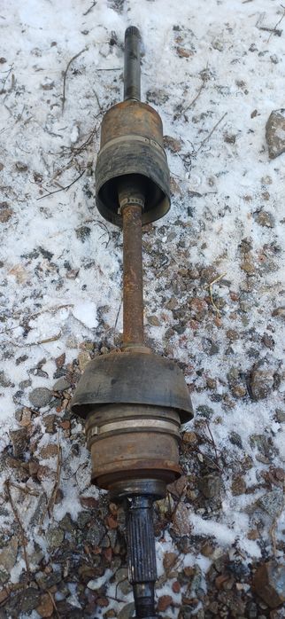 Продам шрузи нива тайга