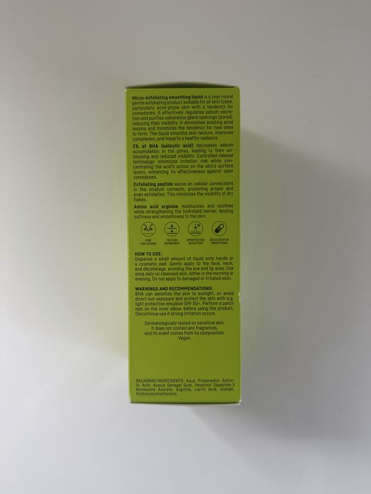 Micro-exfoliating smoothing wygładzający płyn złuszczający basiclab