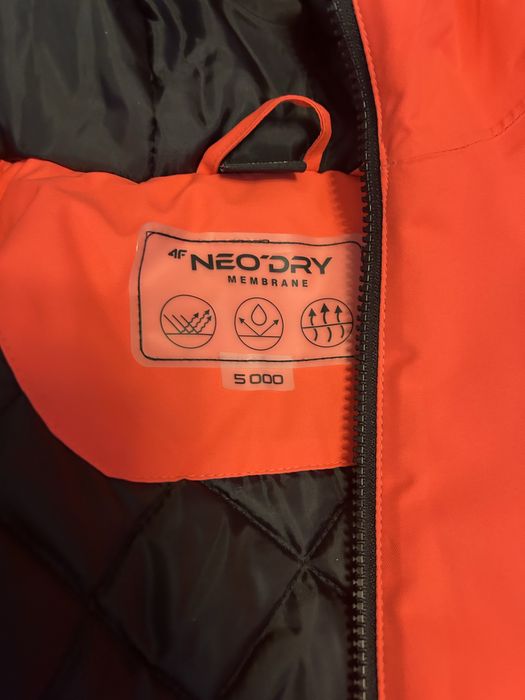 Nowa kurtka 4F rozmiar 146