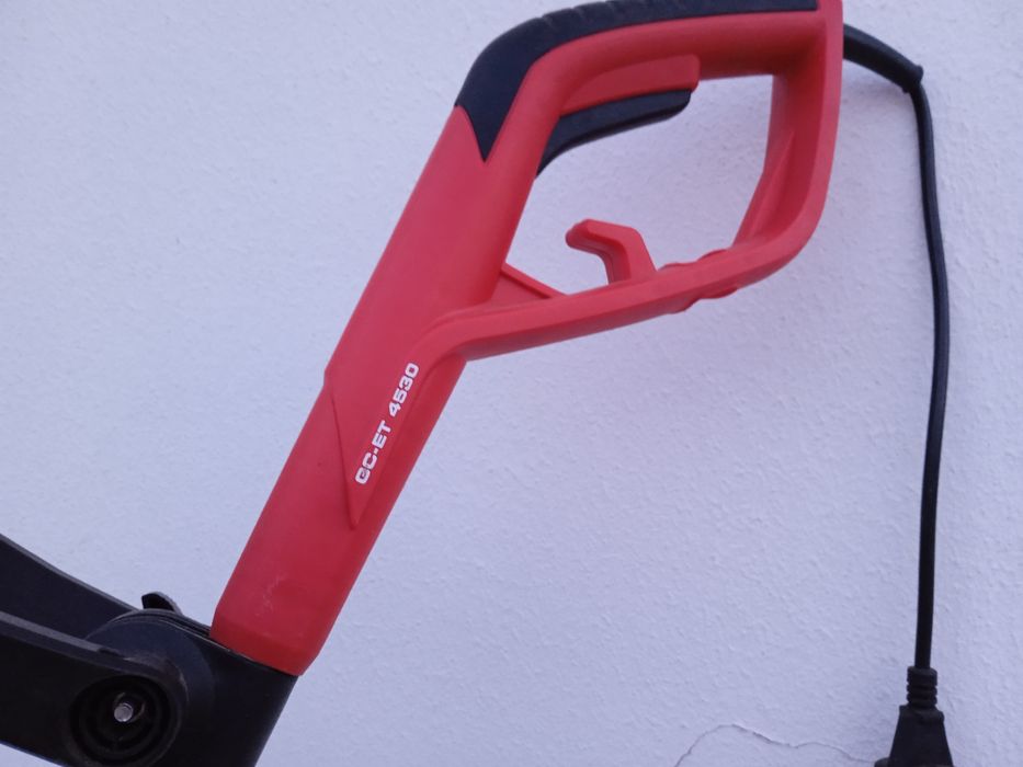 Aparador de relva Einhell GC-ET 4530 (semi-novo)