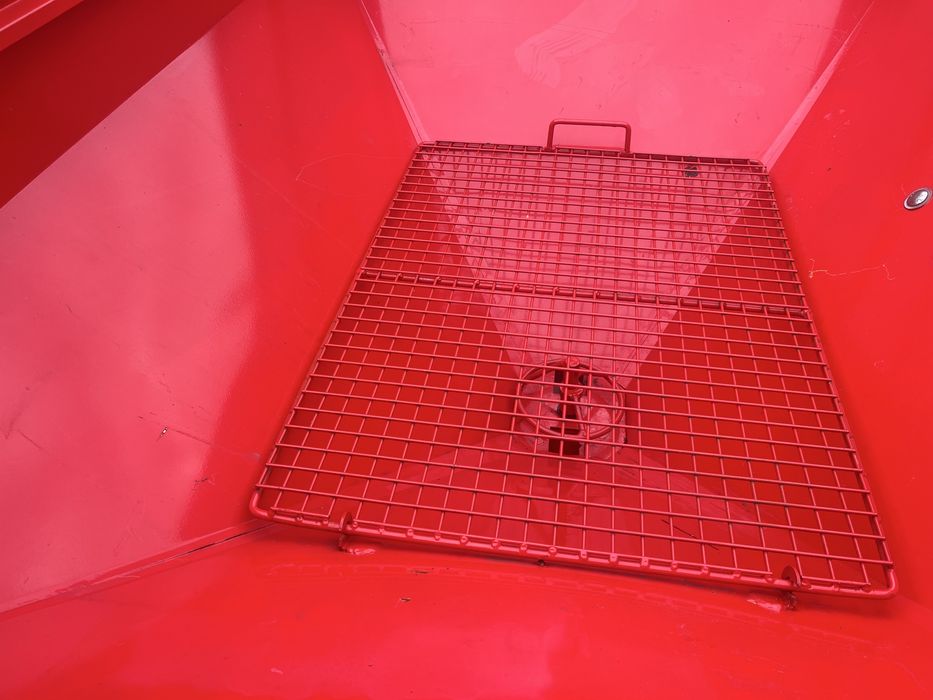 Розкидач міндобрив Wirax 1000 РУМ