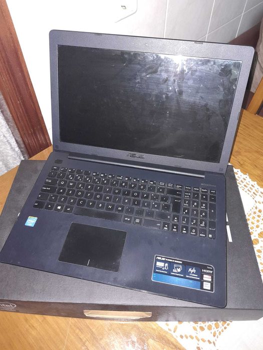 Venda de Portátil ASUS
