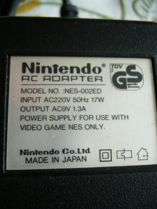 Zasilacz do konsoli SNEs lub NES