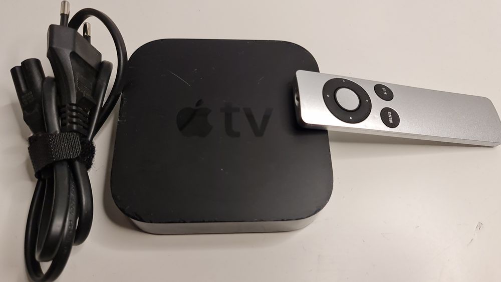 Apple TV Gen 3 A1427 Odtwarzacz multimedialny komplet z pilotem