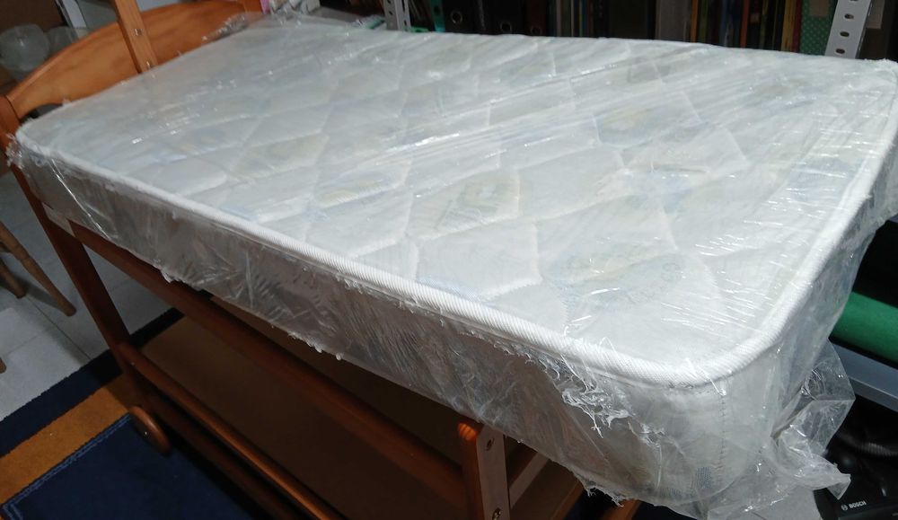 Vendo colchão 57x118 cm