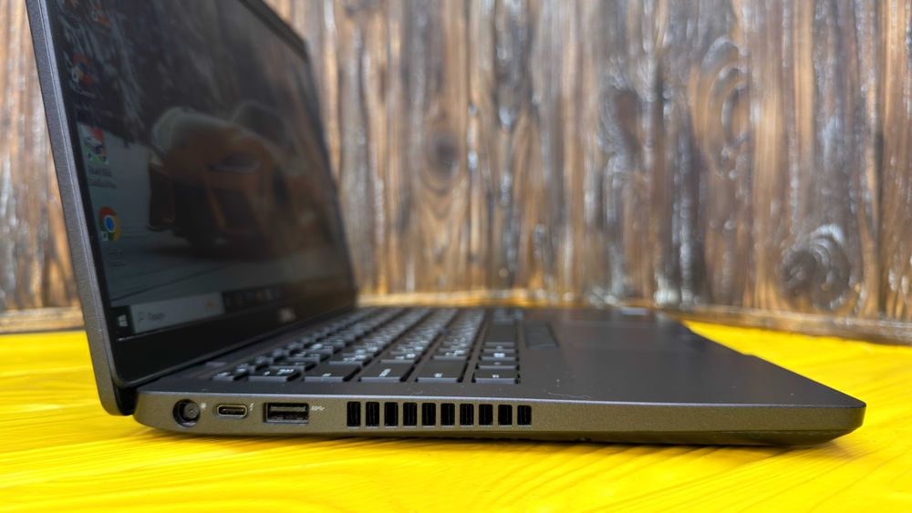 Компактний Офісний Ноутбук Dell Latitude 5400 /14.0" FHD IPS/ i5-8365u