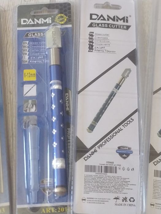 Стеклорез  Fanmi