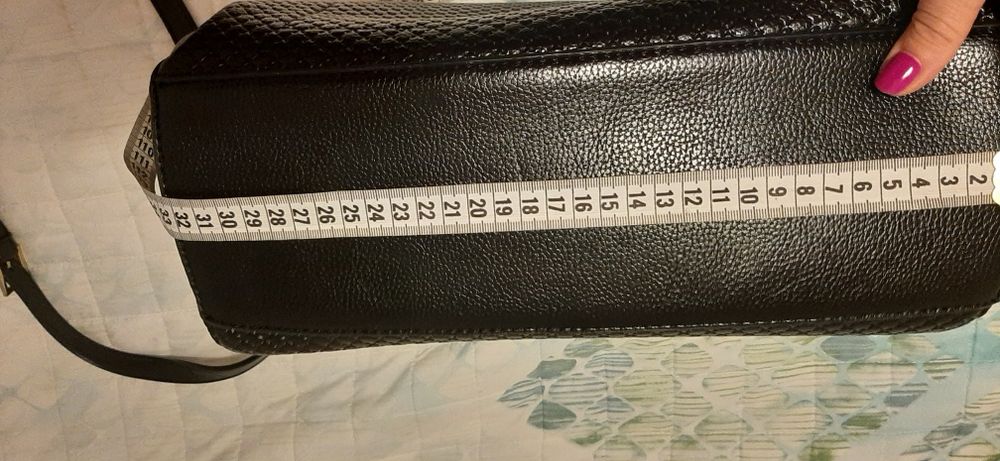 Czarna torebka Mohito