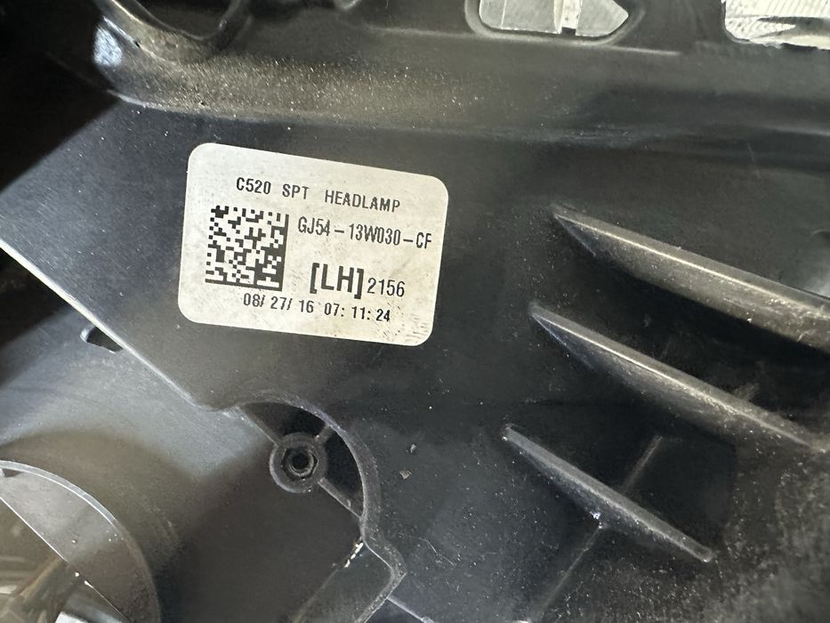 Фара левая Ford Escape 2017 2018 2019 GJ54-13W030-CF